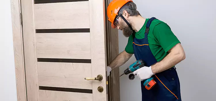 Replace Internal Door Handle with Lock Hollywood