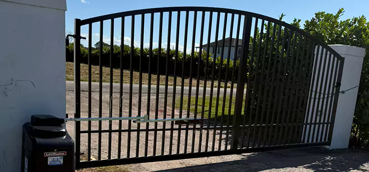 Driveway Fence Repair Hollywood