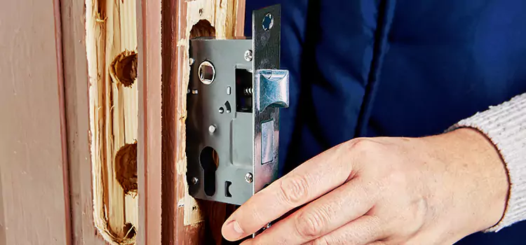 Garage Door Lock Replacement Hollywood